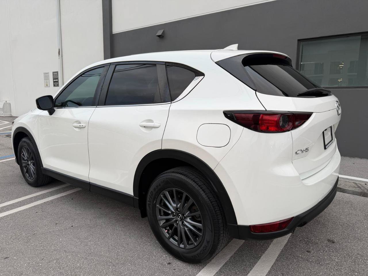 Used 2021 MAZDA CX-5 Touring w/ Touring Preferred SV Package FWD image 8