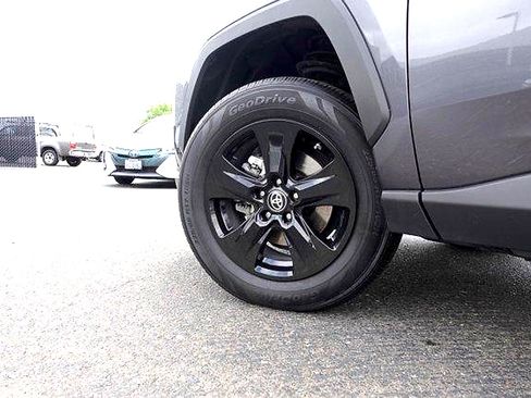 Certified 2024 Toyota RAV4 LE AWD/4WD image 8