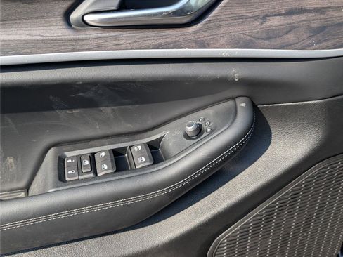 New 2026 Jeep Grand Cherokee Altitude AWD/4WD image 17