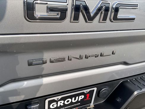 Used 2024 GMC Sierra 2500 Denali Ultimate AWD/4WD image 19