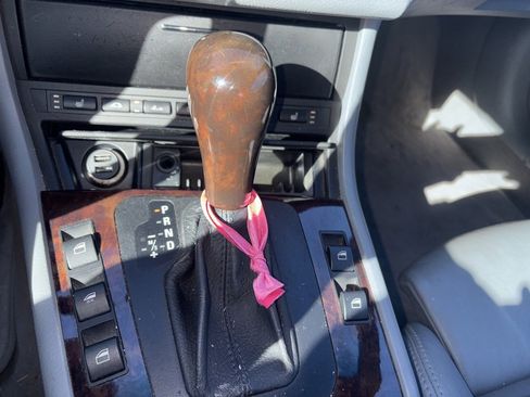 Used 2005 BMW 330Ci Convertible image 13