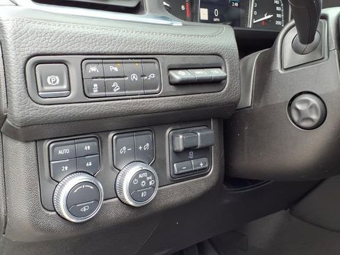 Used 2021 GMC Yukon Denali w/ Denali Ultimate Package AWD/4WD image 26