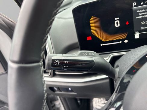 Certified 2025 Kia Sorento S w/ Panoramic Sunroof Package image 23