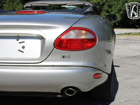 Used 1999 Jaguar XK8 Convertible RWD image 38
