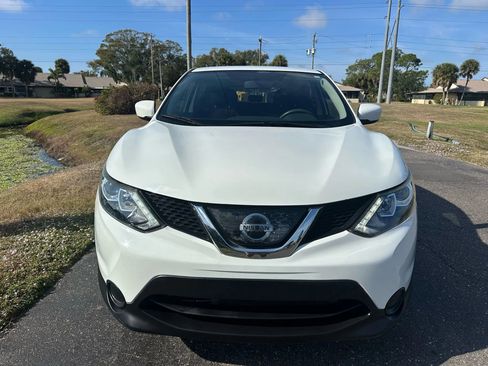 Used 2018 Nissan Rogue Sport S w/ S Appearance Package image 3