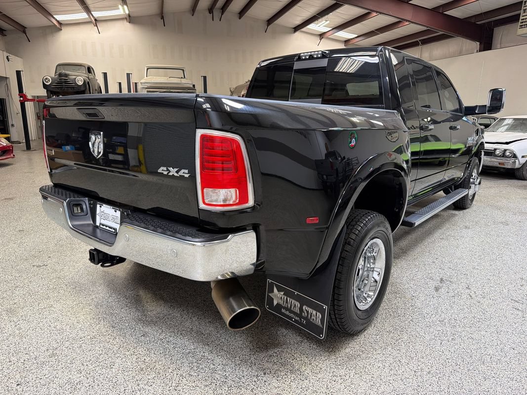 Used 2018 RAM 3500 Laramie w/ Convenience Group AWD/4WD image 7