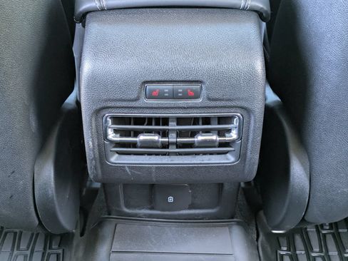 Used 2020 Lincoln Corsair AWD w/ Equipment Group 101A image 16