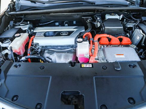 Used 2019 Lexus NX 300h AWD image 26