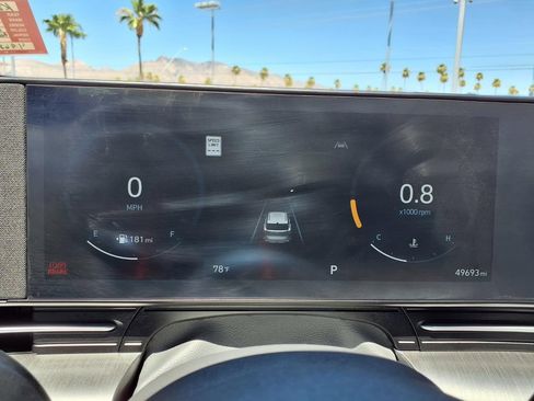 Used 2024 Hyundai Kona Limited AWD/4WD image 3