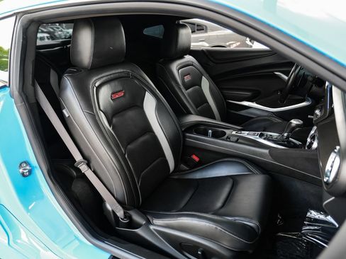 Used 2023 Chevrolet Camaro SS RWD image 41