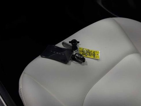 Used 2023 Tesla Model 3 Long Range image 29