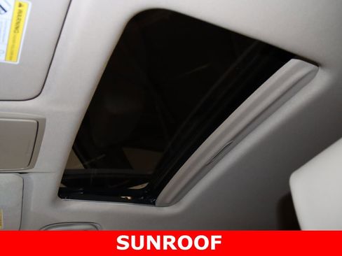 Used 2022 Honda CR-V Touring image 12