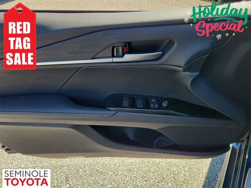 Used 2025 Toyota Camry XSE image 14