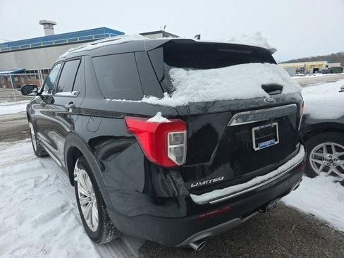 Used 2022 Ford Explorer Limited w/ Limited Technology Package image 6