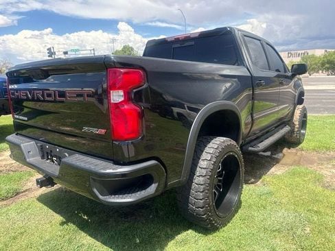 Used 2023 Chevrolet Silverado 1500 ZR2 w/ Technology Package AWD/4WD image 6