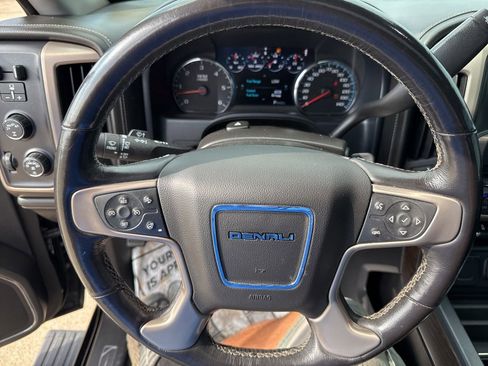 Used 2018 GMC Sierra 1500 Denali w/ Denali Ultimate Package AWD/4WD image 21