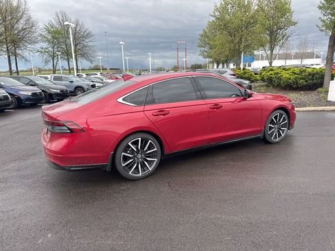 Used 2025 Honda Accord Touring image 15