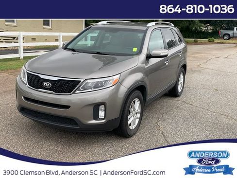 Used 2014 Kia Sorento LX w/ Premium Package FWD image 1