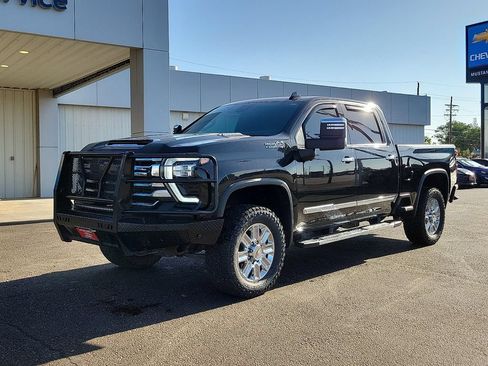 Used 2024 Chevrolet Silverado 2500 High Country w/ Max Trailering Package AWD/4WD image 1