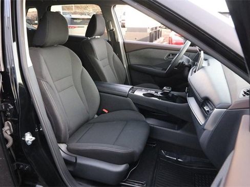 Certified 2023 Nissan Rogue S image 24