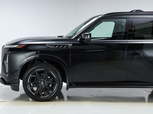 New 2026 INFINITI QX80 4WD w/ Sport Exterior Package image 3