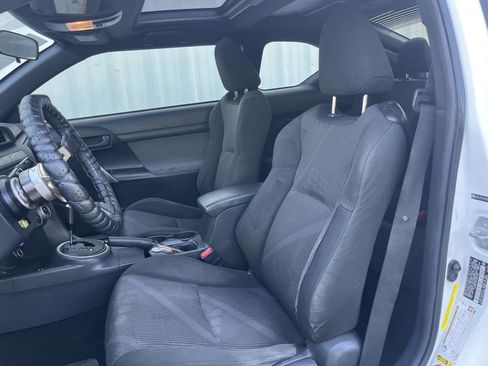 Used 2012 Scion tC image 12