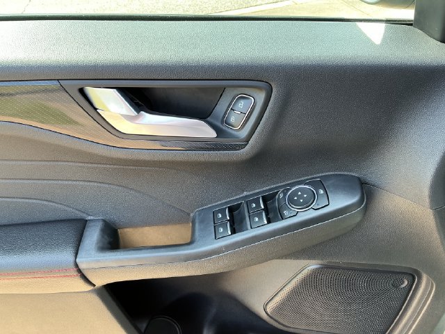 Used 2024 Ford Escape ST-Line AWD/4WD image 15