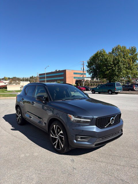 Used 2022 Volvo XC40 T5 R-Design AWD/4WD image 17