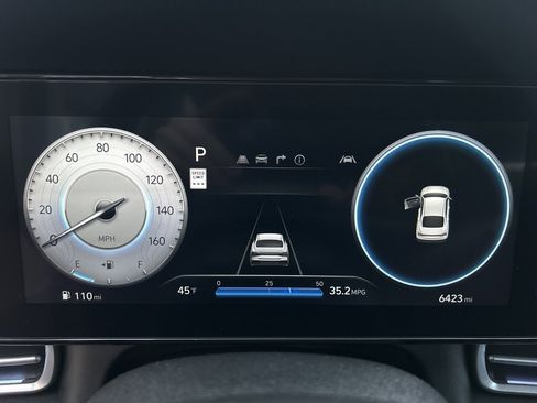 Certified 2025 Hyundai Elantra SEL image 15