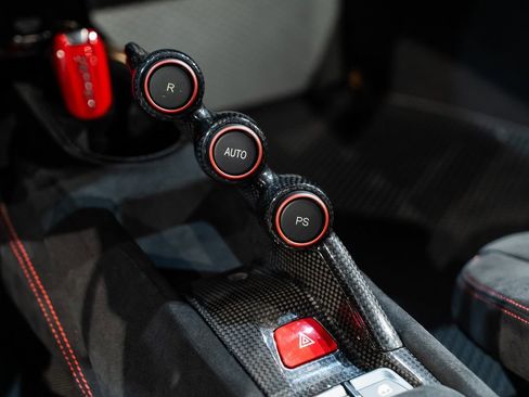 Certified 2019 Ferrari 488 Pista Coupe image 43