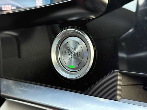 Used 2023 Chevrolet Corvette Stingray Premium Cpe w/ Z51 Performance Package image 19