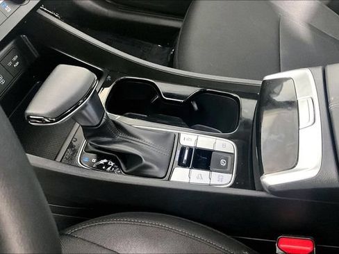 Certified 2026 Hyundai Tucson SE FWD image 19