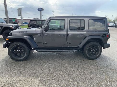 Used 2022 Jeep Wrangler Unlimited Sport image 7