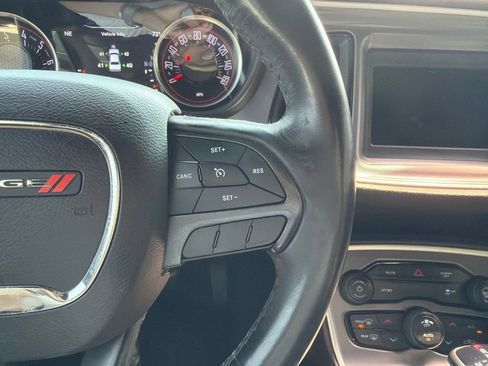 Used 2019 Dodge Challenger SXT RWD image 20