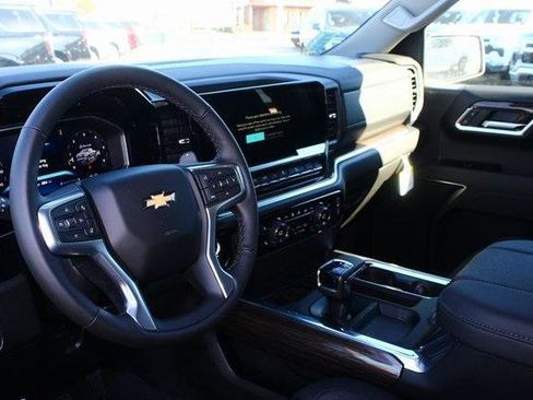 New 2026 Chevrolet Silverado 1500 LT w/ Z71 Off-Road Package image 5