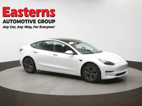 Used 2023 Tesla Model 3 Standard Range image 45