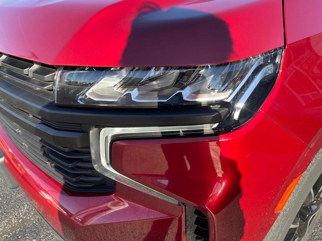 Used 2022 Chevrolet Tahoe RST w/ Luxury Package AWD/4WD image 13