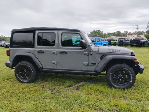 Used 2021 Jeep Wrangler Unlimited Sport AWD/4WD image 5