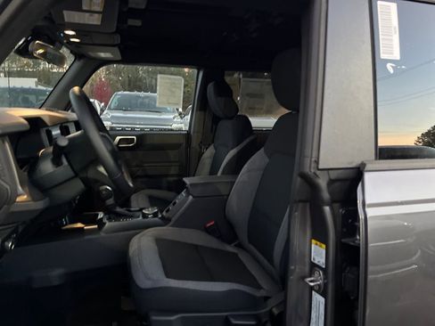 New 2025 Ford Bronco Big Bend image 9