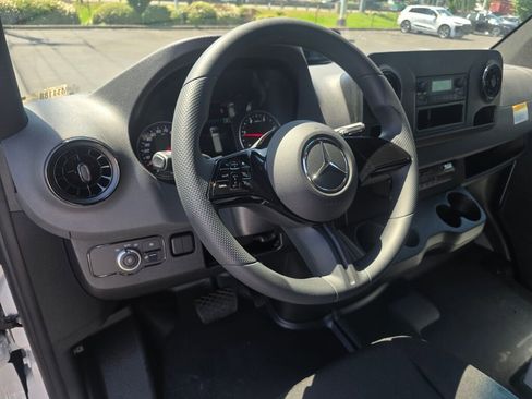 New 2026 Mercedes-Benz Sprinter 2500 image 12