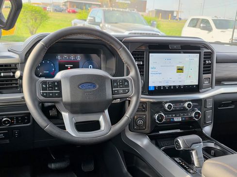 Used 2025 Ford F150 Lariat w/ Equipment Group 502A High image 39