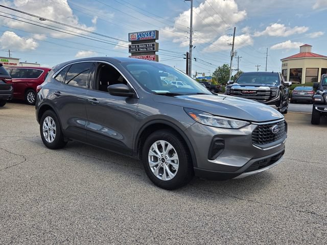 Used 2024 Ford Escape Active FWD image 1