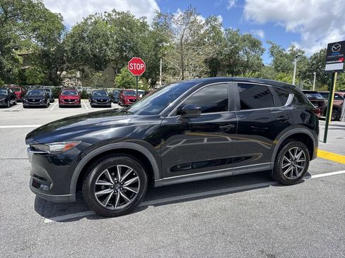 Used 2018 MAZDA CX-5 Touring w/ Preferred Equipment Package FWD image 10