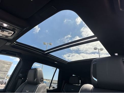 New 2026 Cadillac Escalade Sport w/ Touring Package AWD/4WD image 7