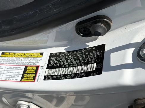 Used 2021 Toyota Camry LE FWD image 12