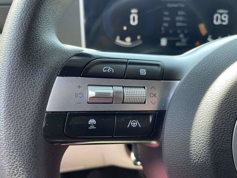 Certified 2025 Hyundai Tucson SE FWD image 22