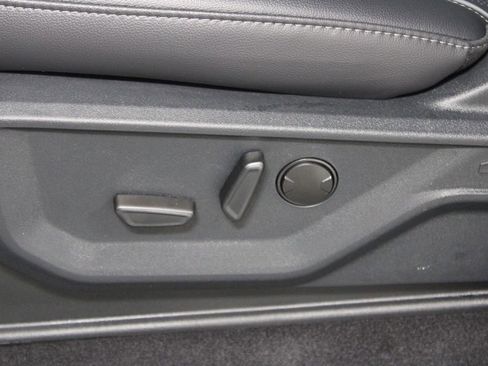 New 2025 Ford F150 Lariat w/ Equipment Group 501A Mid image 22