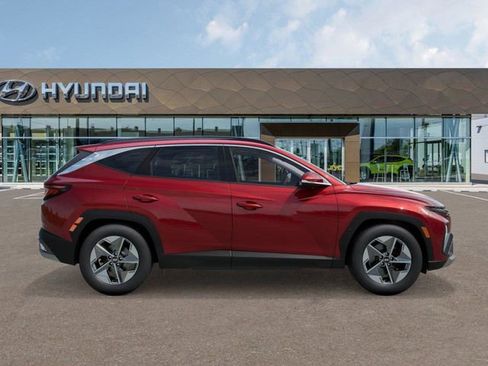 New 2026 Hyundai Tucson SEL image 8