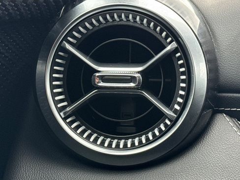 Used 2024 Chevrolet Blazer EV LT image 29