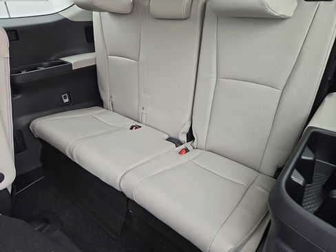 New 2026 Toyota Grand Highlander XLE image 14